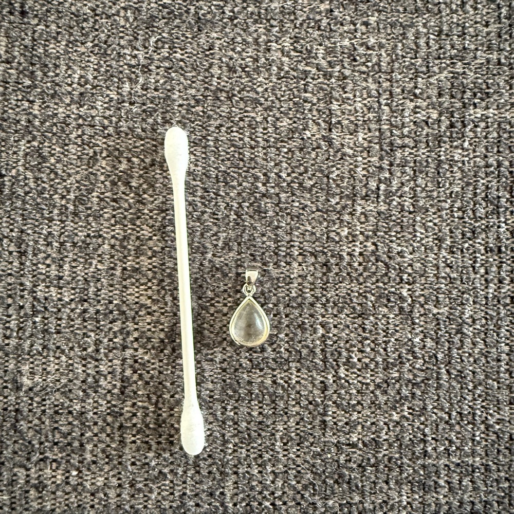 Silver Teardrop Pendant